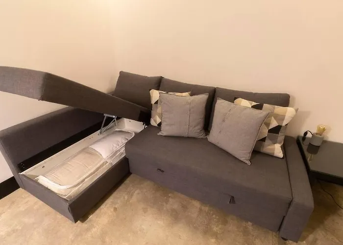 Zielo Londres ,modern With Ac & Rooftop Terrace