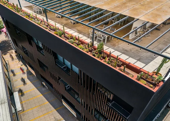 Zielo Londres ,modern With Ac & Rooftop Terrace *